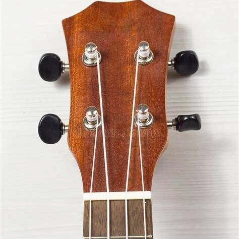 cách đánh đàn guitar 4 dây