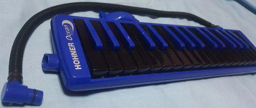 đàn piano thổi hơi