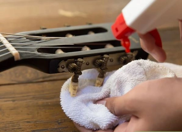 dây đàn guitar acoustic loại nào tốt