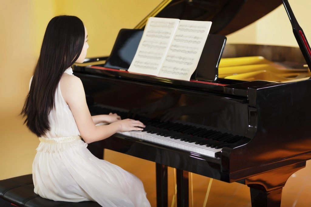học đàn piano cho người mới bắt đầu