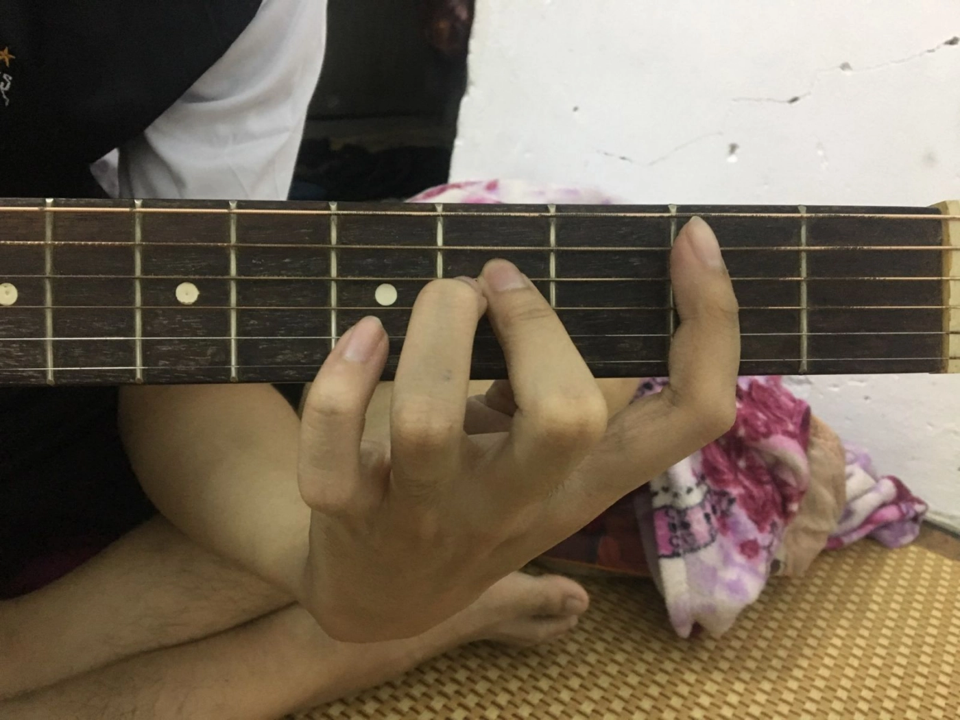 hop-am-si-truong-guitar