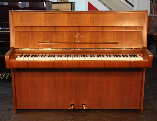 Khám phá top 7 cây đàn piano đắt nhất thế giới, tuyệt tác nghệ thuật kết hợp âm thanh hoàn hảo và lịch sử độc đáo. Tìm hiểu giá trị vượt thời gian