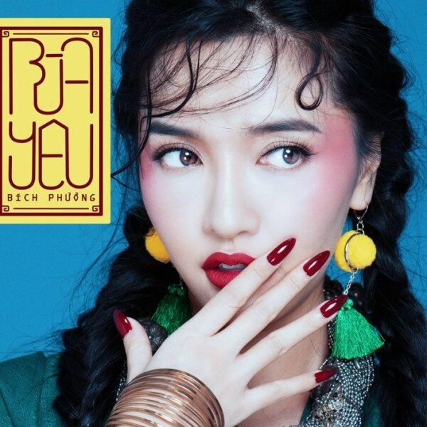Bùa Yêu​​ - Bích Phương | Lời bài hát, hợp âm, MV