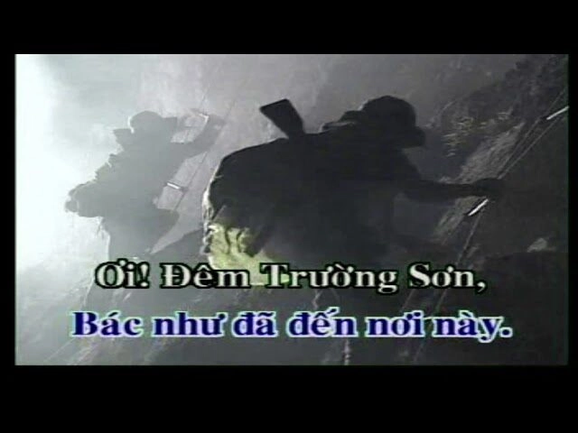 Đêm Trường Sơn nhớ Bác​​ - Việt Hoàn | Lời bài hát, hợp âm, MV