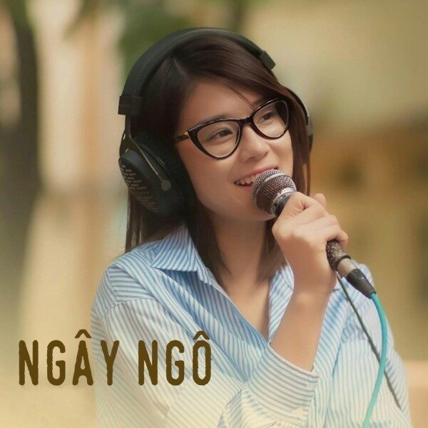 Ngây Ngô​​ - Hoàng Yến Chibi | Lời bài hát, hợp âm, MV