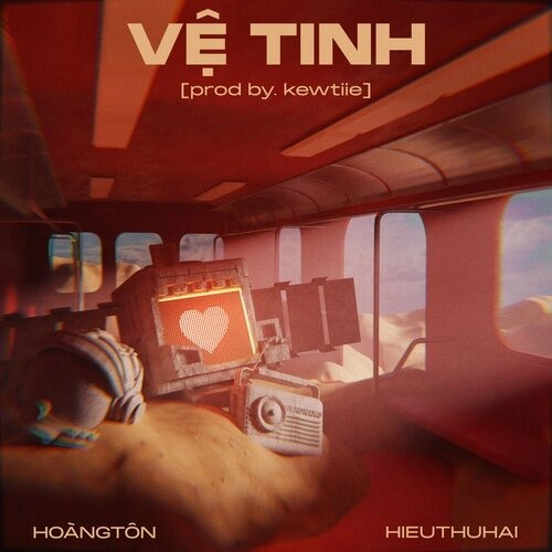 Vệ Tinh​​ - HIEUTHUHAI | Lời bài hát, hợp âm, MV