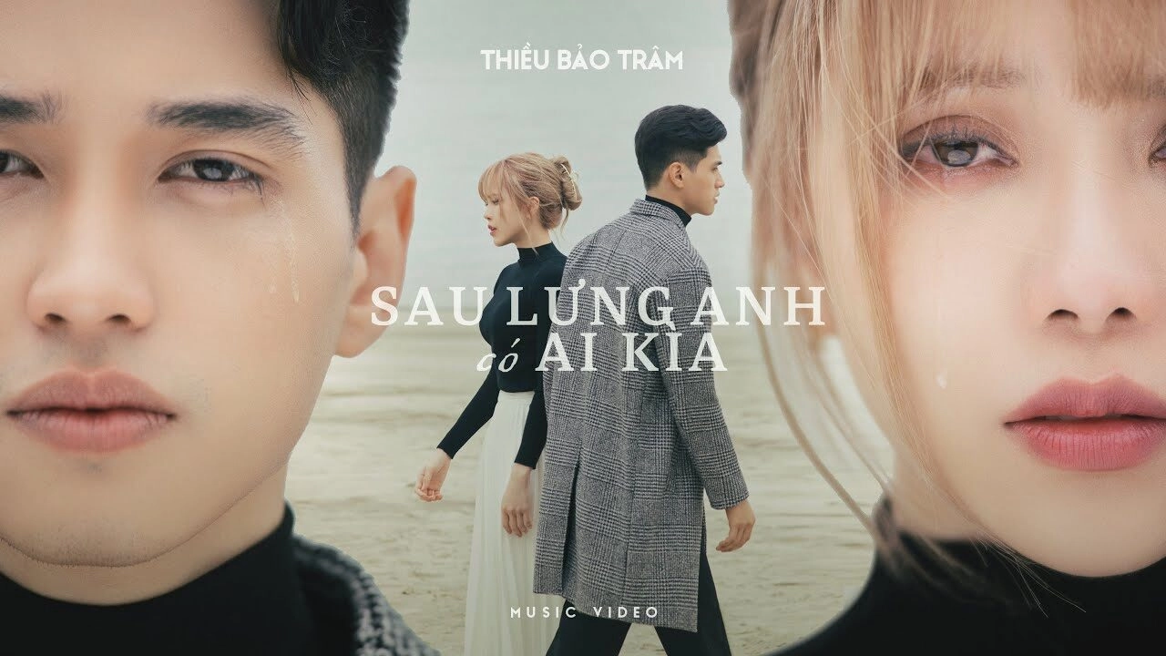 Sau Lưng Anh Có Ai Kìa - Thiều Bảo Trâm | Lời bài hát, hợp âm, MV